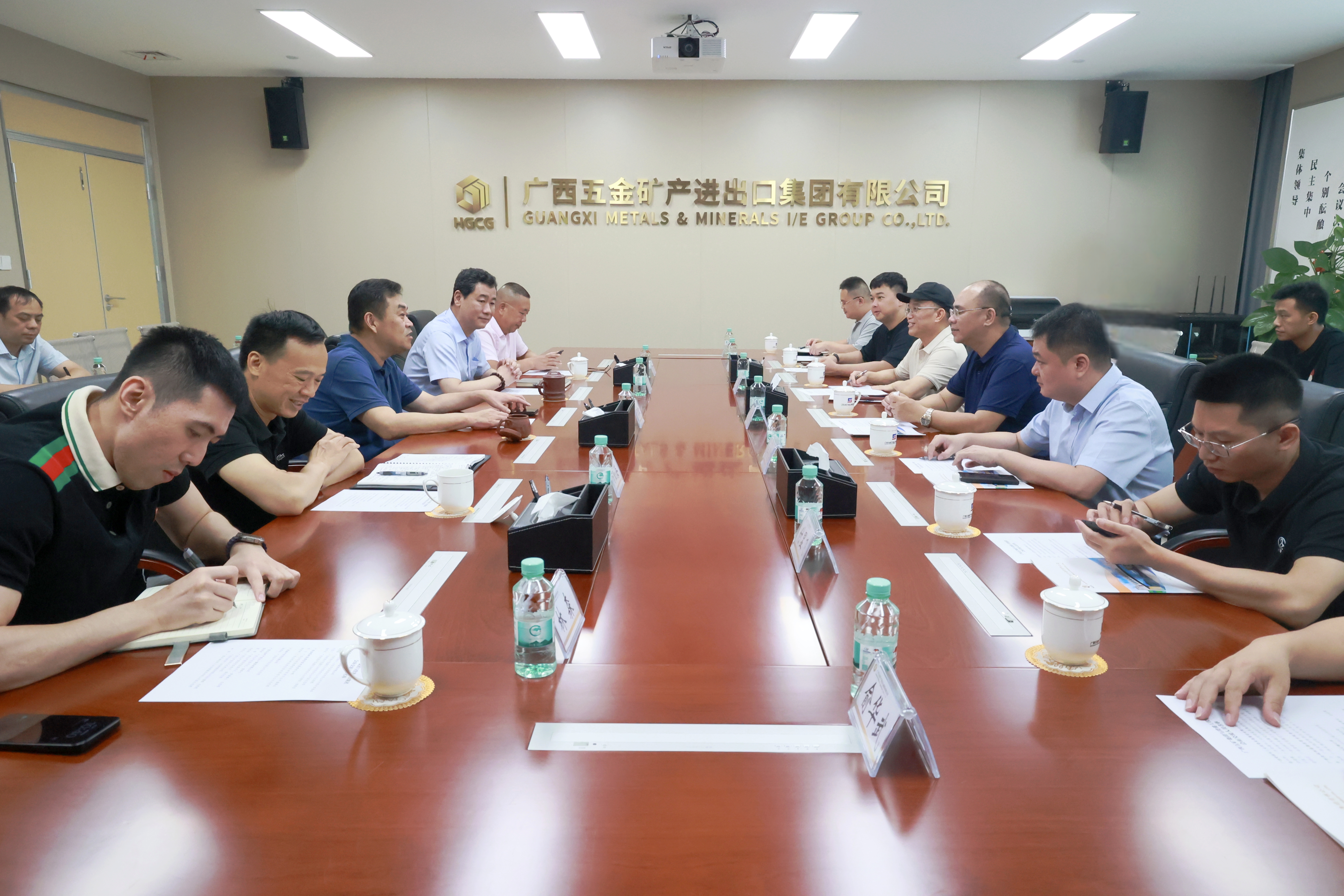 五矿动态 | 探索综合能源合作新模式！曹津津会见贵港工投永旺彩票
隆永恒一行
